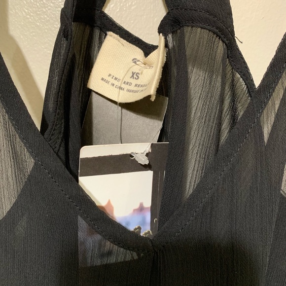 Pins & Needles sheer top ☀️SALE - Picture 2 of 3